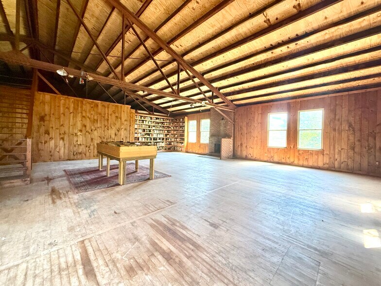 More Photos Of 5085 Route 23A, Haines Falls Flex For Sale