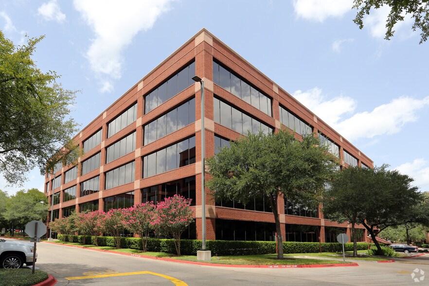 More Photos Of 901 S MoPac Expy, Austin Office For Lease