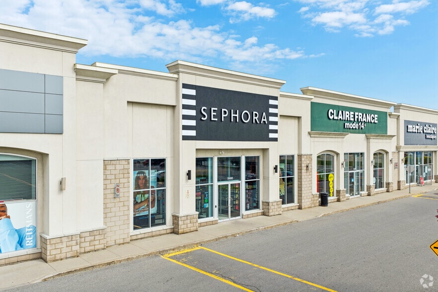 More Photos Of 5205 Boul Robert-Bourassa, Laval Unknown For Lease