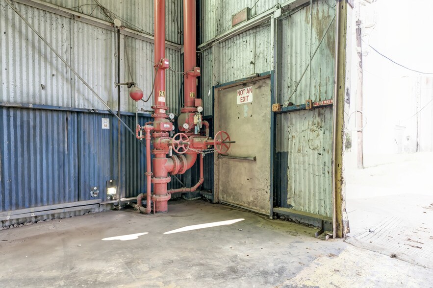 More Photos Of 13343 Interstate 20 E, Tyler Warehouse For Lease