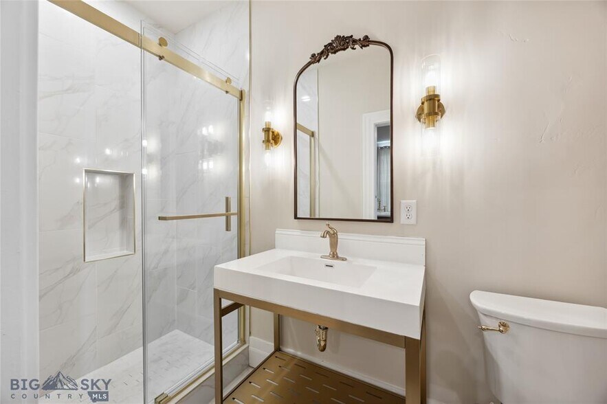 More Photos Of 140 W Park St, Butte Apartments For Sale