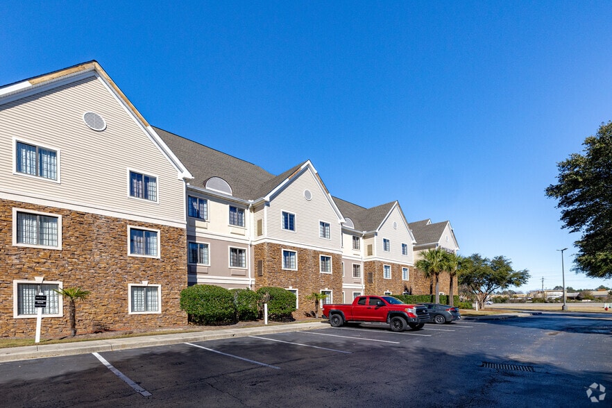 More Photos Of 303 Fantasy Harbour Blvd, Myrtle Beach Hotel For Sale
