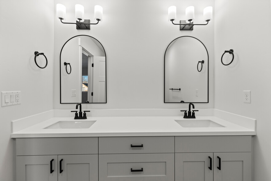 More Photos Of 39 N 200 E, Richfield Multifamily For Sale