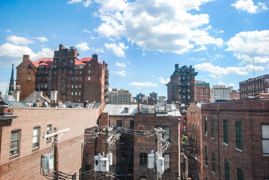 More Photos Of 809 Cathedral St, Baltimore Apartments For Lease