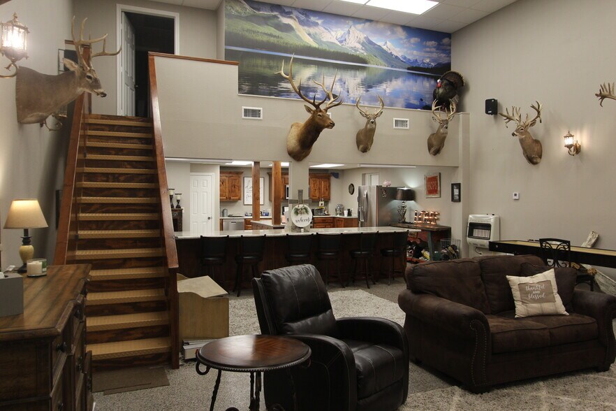 More Photos Of 120 County Road 42000, Paris Trailer Camper Park For Sale