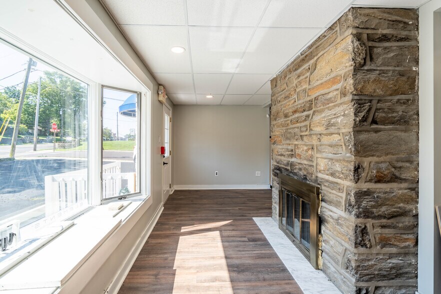 More Photos Of 1900 Old York Rd, Abington Apartments For Sale