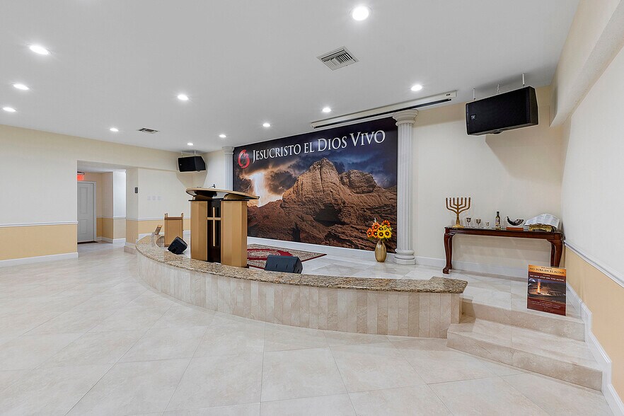 More Photos Of 1416 SE 2nd Ter, Deerfield Beach Religious Facility For Sale