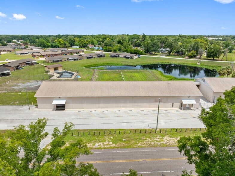 More Photos Of 9610 Harney Rd, Thonotosassa Warehouse For Sale