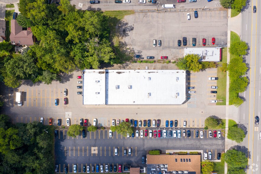 More Photos Of 34095 Plymouth Rd, Livonia Medical For Sale