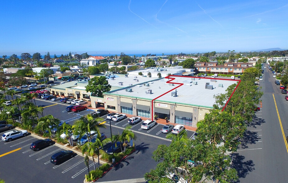 More Photos Of 2800-2820 Roosevelt St, Carlsbad General Retail For Lease