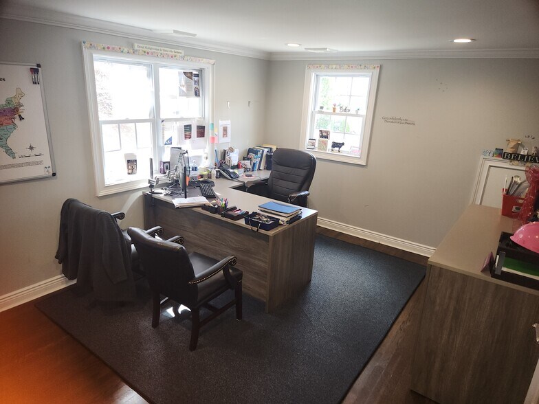 More Photos Of 410 E Main St, Centerport Office Residential For Sale