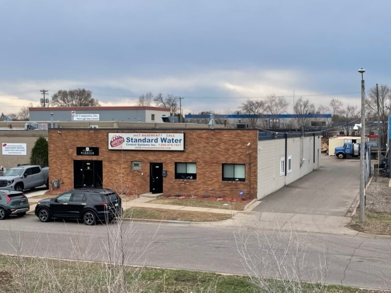 Primary Photo Of 5333-5337 Lakeland Ave, Minneapolis Freestanding For Sale