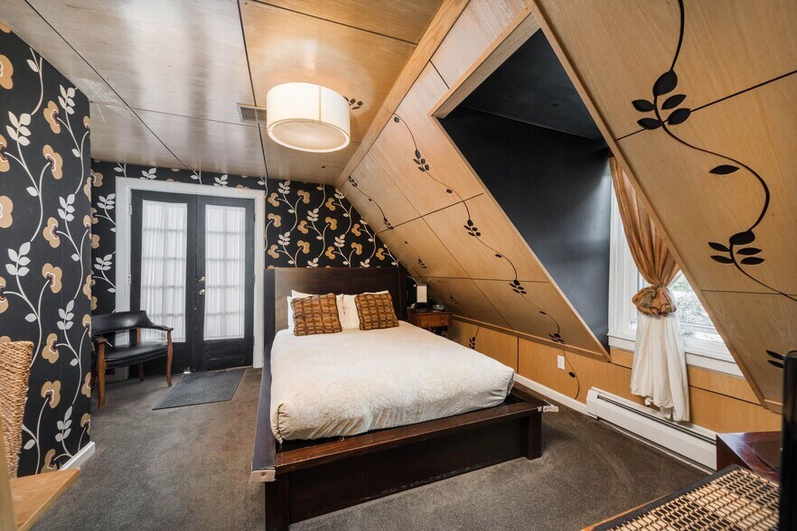 More Photos Of 2147-2151 Tremont Pl, Denver Hospitality For Sale