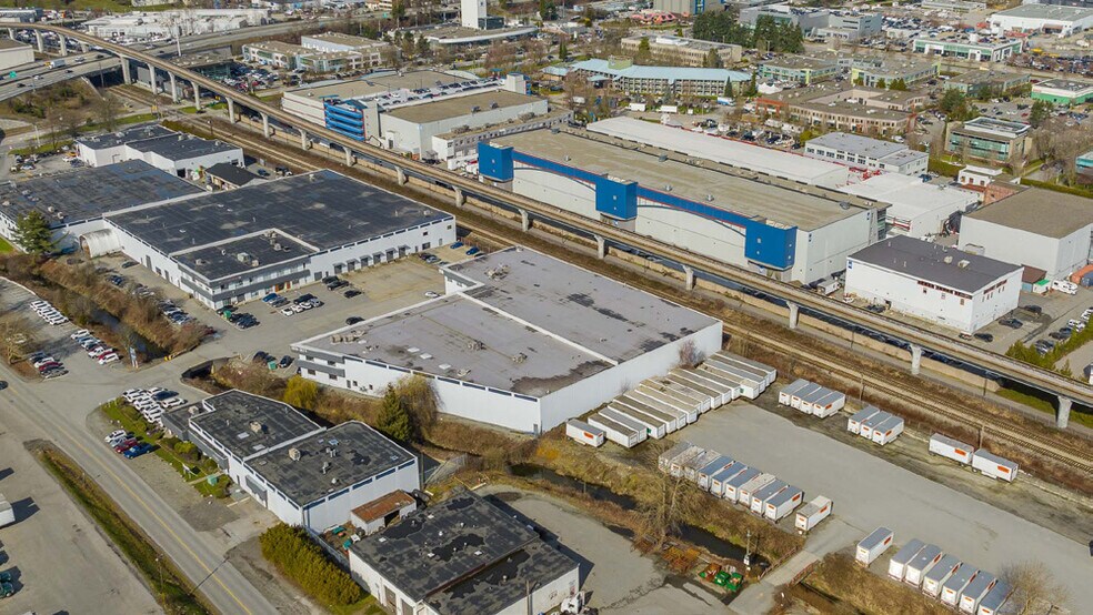 More Photos Of 2550 Boundary Rd, Burnaby Unknown For Lease