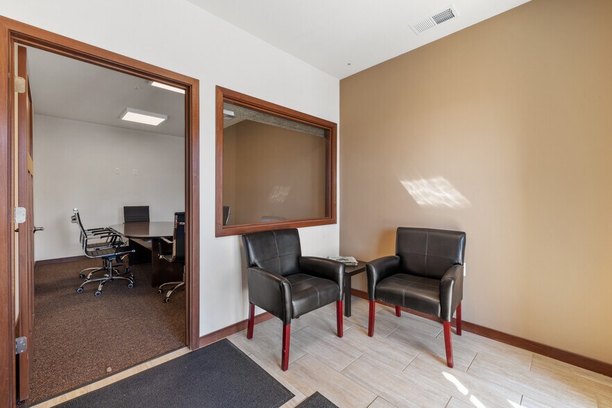 More Photos Of 122 Wisconsin St, West Bend Office For Lease