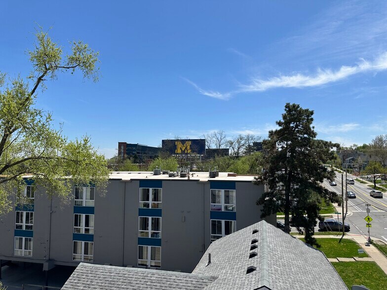 More Photos Of 911 South Main Street, Ann Arbor Apartments For Sale