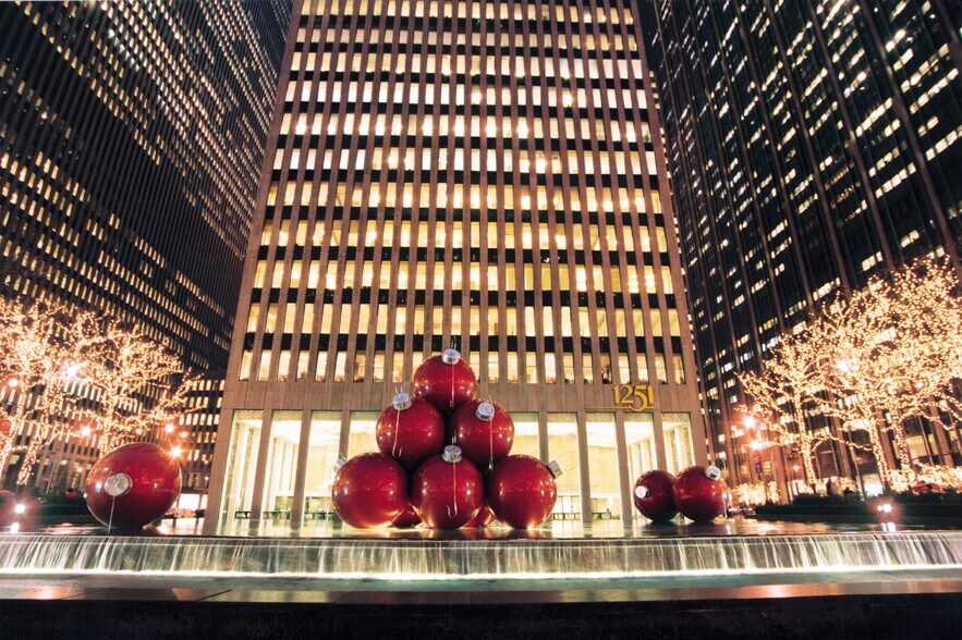 More Photos Of 1251 Avenue of the Americas, New York Office For Lease