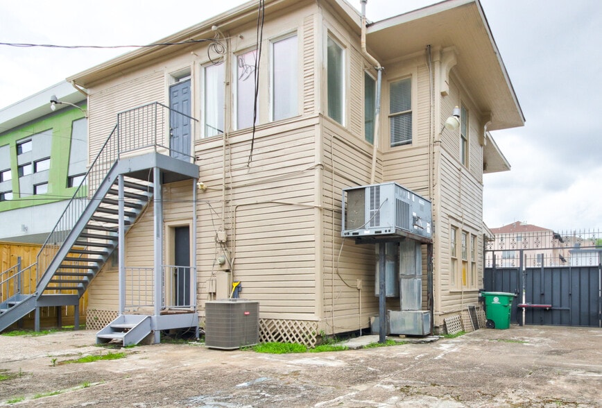 More Photos Of 239 Westheimer Rd, Houston Office Residential For Sale