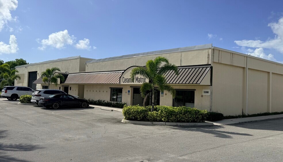 Primary Photo Of 3308 W 45th St, West Palm Beach Showroom For Lease