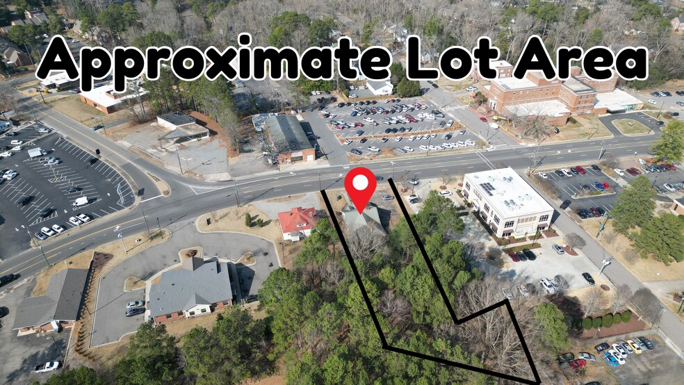 More Photos Of 611 Carthage St, Sanford Medical For Lease