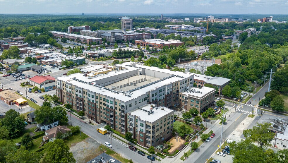 More Photos Of 810 9th St, Durham Apartments For Lease