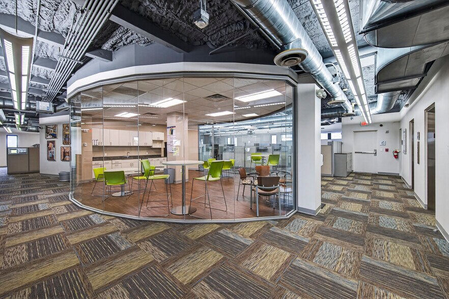 More Photos Of 2101 N Andrews Ave, Fort Lauderdale Office For Lease