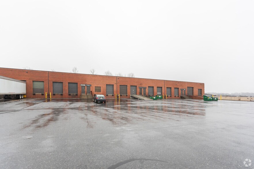 More Photos Of 1500 Caton Center Dr, Arbutus Unknown For Lease