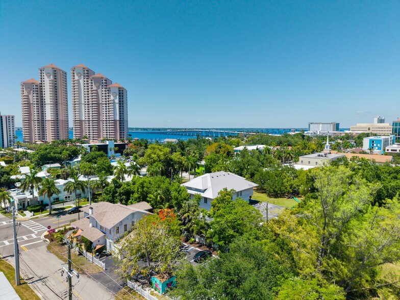 More Photos Of 2135 Mcgregor Blvd, Fort Myers Hospitality For Sale