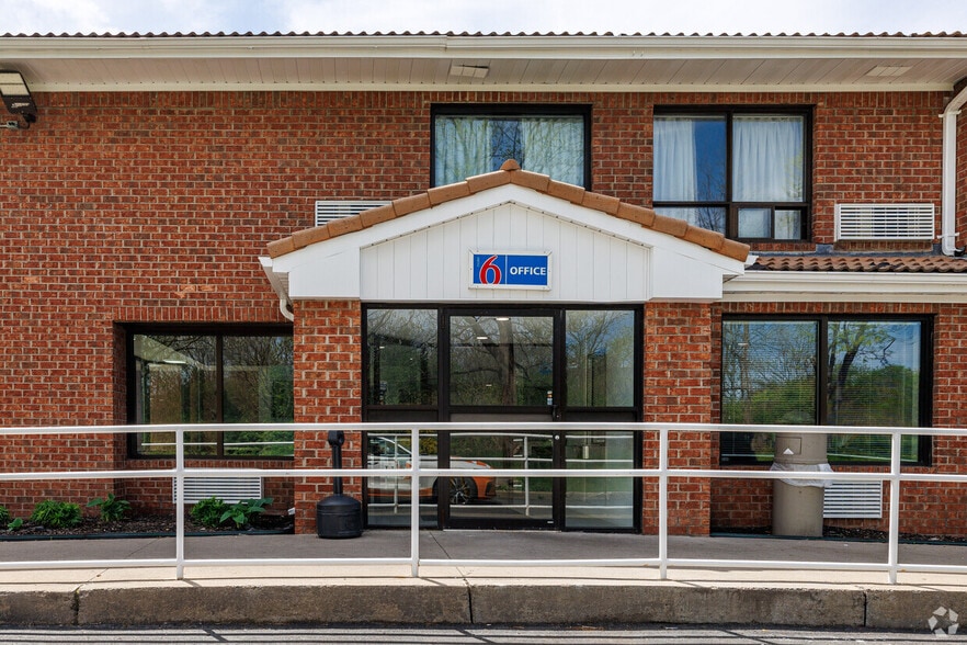 More Photos Of 6577 Baptist Way, East Syracuse Hotel For Sale