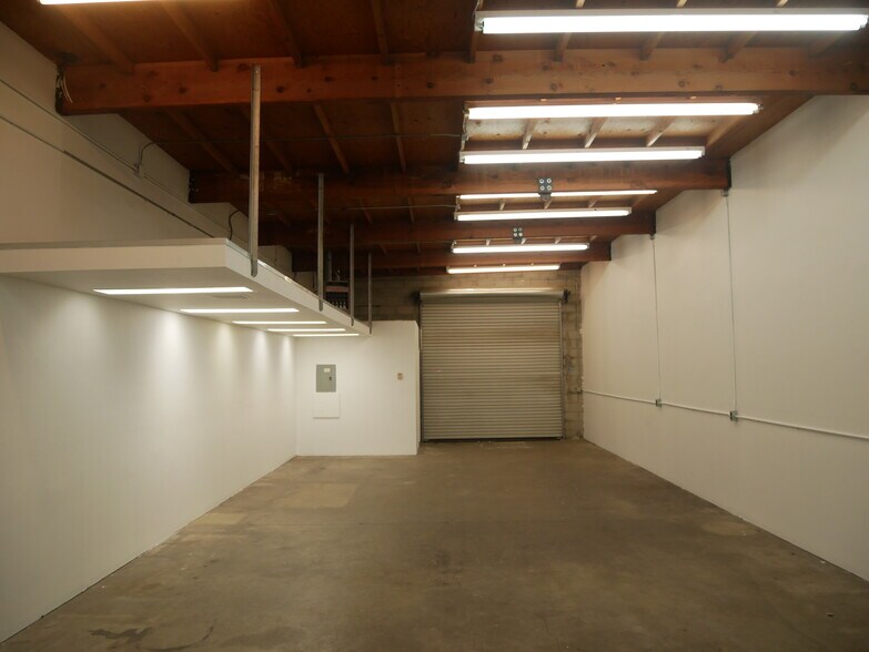More Photos Of 2747 Sherwin Ave, Ventura Manufacturing For Sale