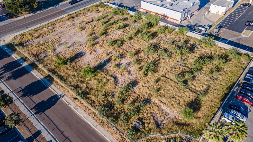 More Photos Of 221 Calle Del Norte, Laredo Land For Sale