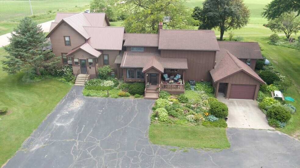 Primary Photo Of 19665 T Ave, Hawkeye Land For Sale