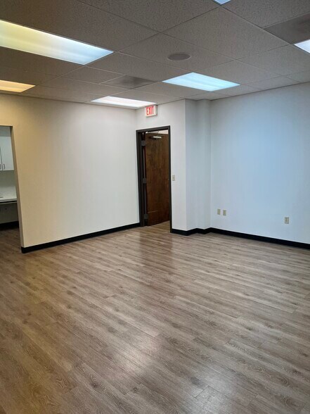 More Photos Of 8039 Stage Hills Blvd, Bartlett Medical For Sale