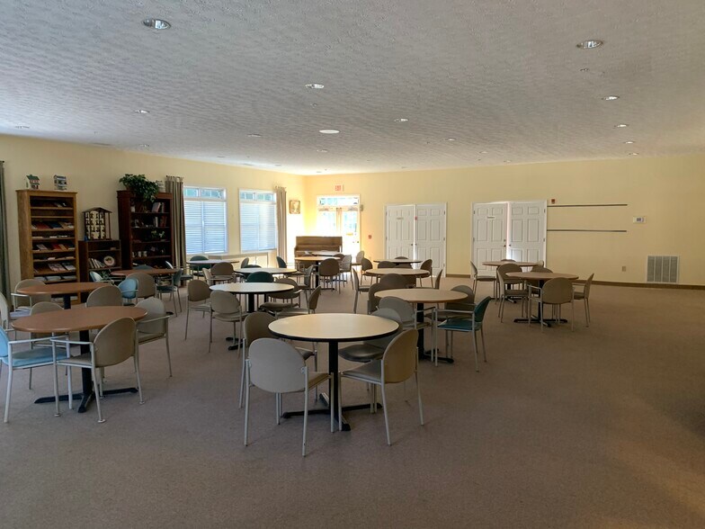 More Photos Of 4608 Lower Roswell Rd, Marietta Office For Sale