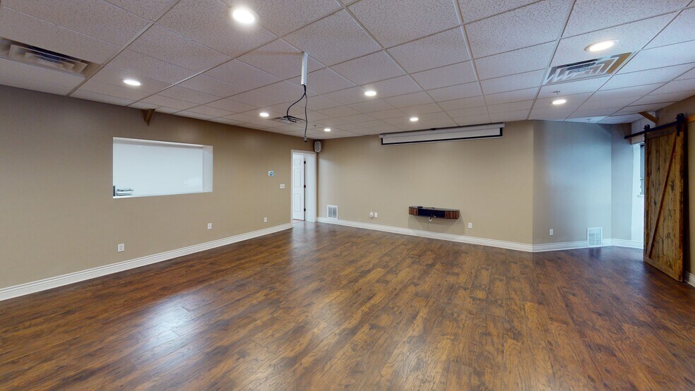 More Photos Of 1105 N 1600 W, Layton Manufacturing For Sale