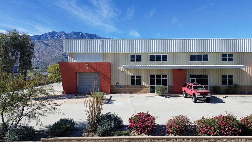 More Photos Of 1301 Montalvo Way, Palm Springs Manufacturing For Lease