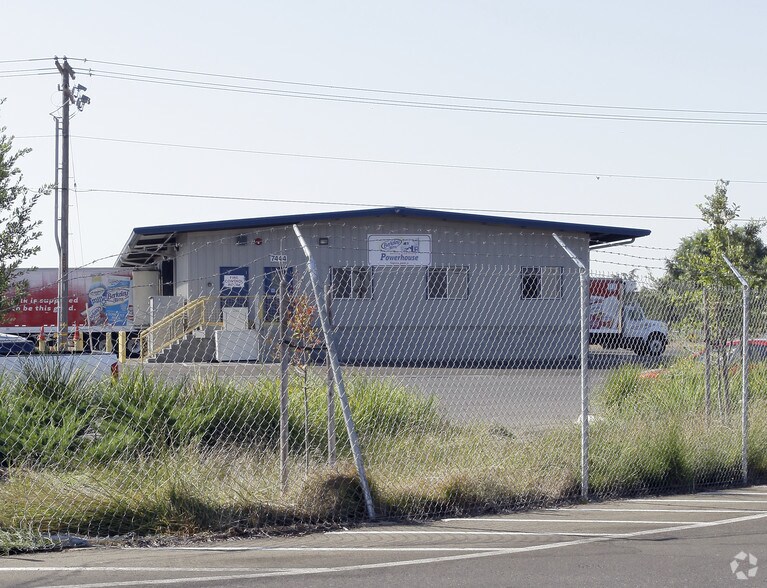 More Photos Of 7444 Reese Rd, Sacramento Truck Terminal For Sale