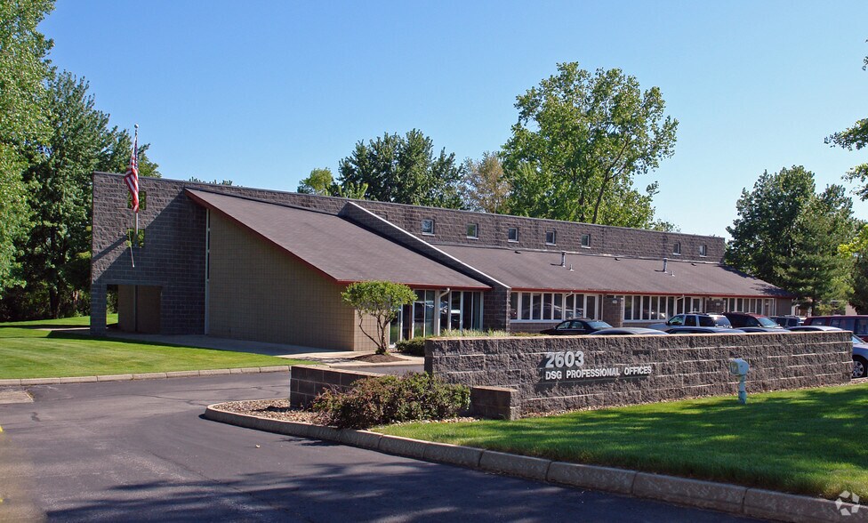 More Photos Of 26031 Center Ridge Rd, Westlake Medical For Lease