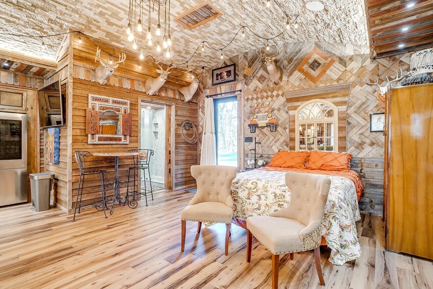 More Photos Of 10501 County Road 525, Mansfield Hospitality For Sale