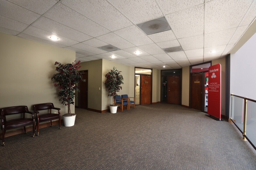 More Photos Of 4291 Austin Bluffs Pky, Colorado Springs Office For Lease