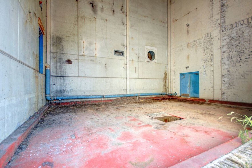 More Photos Of 2475 E US Highway 36, Newman Warehouse For Sale