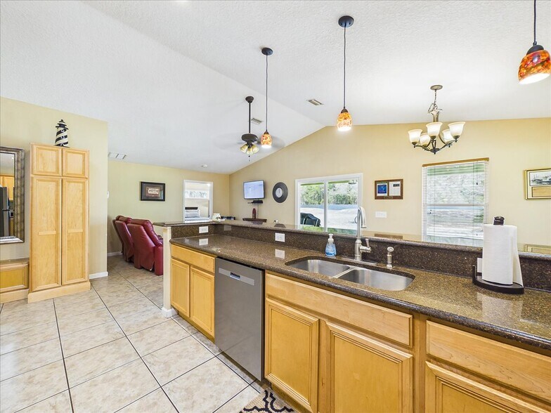 More Photos Of , Palatka Unknown For Sale