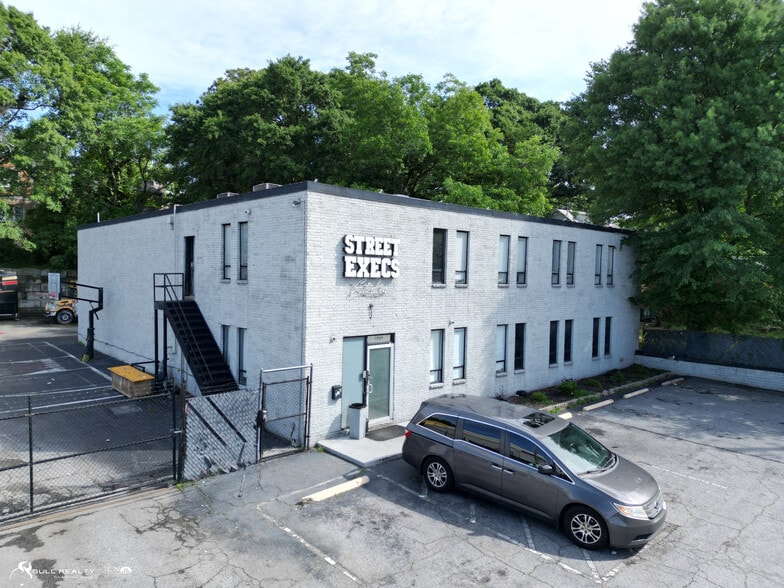 More Photos Of 1740 Defoor Pl NW, Atlanta Office For Sale
