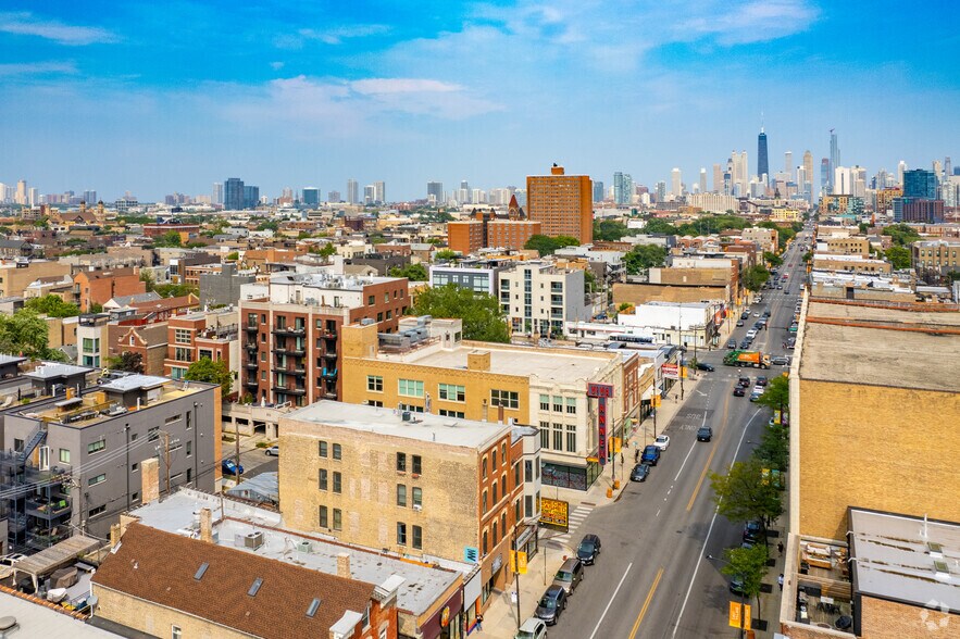 More Photos Of 1620 W Chicago Ave, Chicago Flex For Sale