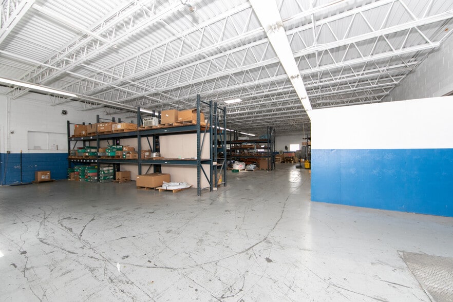 More Photos Of 355 Crider Ave, Moorestown Warehouse For Lease