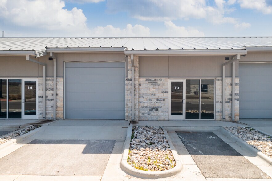 More Photos Of 324 Riverwalk Dr, San Marcos Unknown For Lease