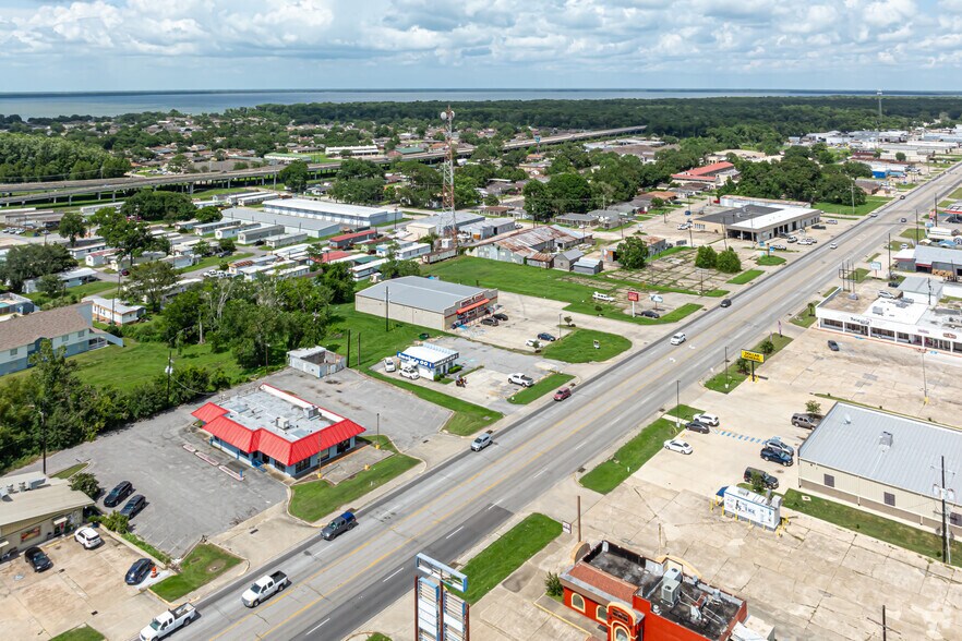More Photos Of 7535 Highway 182 E, Morgan City Freestanding For Sale