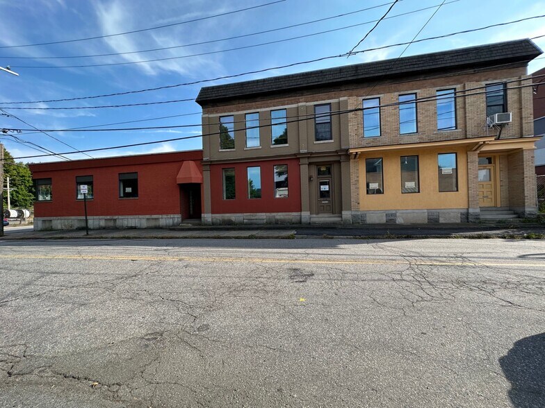 More Photos Of 126 Franklin St, Torrington Light Manufacturing For Sale