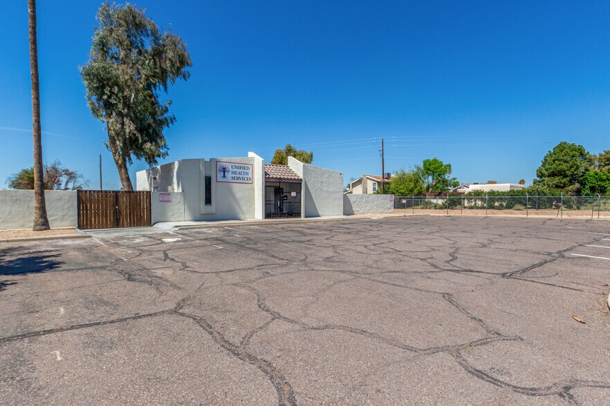 More Photos Of 4250 N 19th Ave, Phoenix Medical For Sale