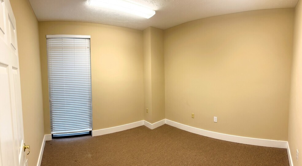 More Photos Of 175 Andrew Dr, Stockbridge Warehouse For Lease